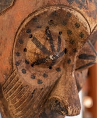 Masque africain en bois, XXe siècle