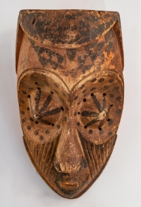 Masque africain en bois, XXe siècle