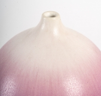 vase en porcelaine par Marc Uzan