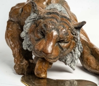 Tigre en bronze, fondeur Chapon, XXème siècle