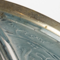 Miroir &quot;Deux Chèvres&quot; verre blanc patiné bleu - monture métal d&#039;origine de René LALIQUE