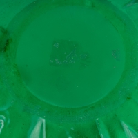 Vase &quot;Milan&quot; verre vert émeraude patiné blanc de René LALIQUE