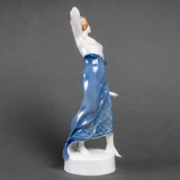 Danseuse orientaliste en porcelaine, modèle de Berthold Boehs, manufacture Rosenthal, début XXe siècle, circa 1915