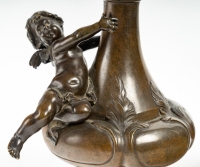 Paire de vases en bronze du XIXème siècle