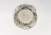 Coupe « Senlis » verre blanc émaillé noir d&#039;origine de René LALIQUE