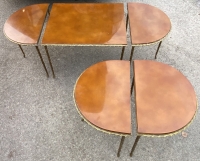1970′ Table Tripartite Et Ses 2 Consoles Maison Charles Décor Palmier en Bronze Doré avec Plateaux Laqués