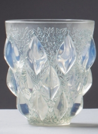 Rene Lalique Opalescent &quot;Rampillon&quot; Vase