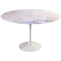 Eero Saarinen &amp; Knoll International &quot;Tulip&quot; Table