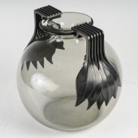 Vase &quot;Senlis&quot; verre gris clair et bronze patiné de René LALIQUE