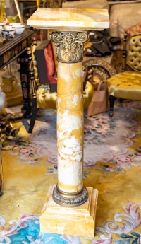 Paire de colonnes en marbre jaune de Sienne