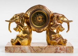Pendulette de bureau aux éléphants, XXème siècle, Art Nouveau||||||||