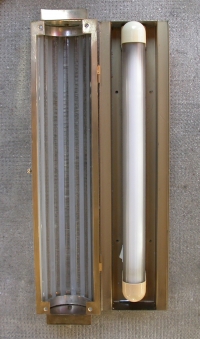 1970′ Série de 8 appliques et + à Tubes de Verre style Genet Michon H 57 cm