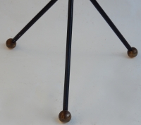 1960/70′ Guéridon Fer Forgé Ornements En Laiton Style Jacques Adnet Diamètre 49 cm