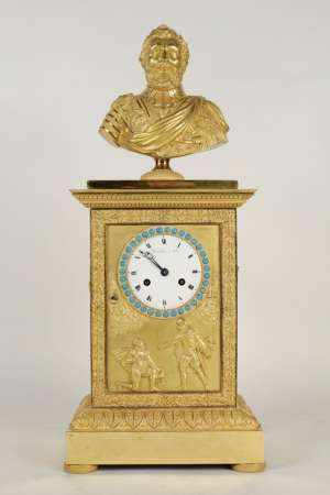 A Restauration period (1815 - 1830) clock with a bust of the king Henri IV.