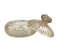 Boîte « Cheveux de Vénus » verre blanc patiné sépia de René LALIQUE