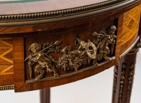 Guéridon en bois et bronze ciselé et doré XIXème siècle