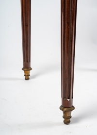 Guéridon en bois et bronze ciselé et doré XIXème siècle