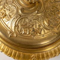 Boîte ou coffret en bronze à patine dorée, signée F.Barbedienne, seconde moitié du XIXe siècle.