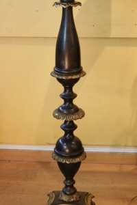 Grande paire de chandeliers en bronze de style Régence du XIX ème siècle