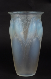Vase « Ceylan » verre opalescent de René LALIQUE