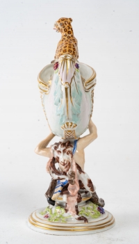 Nautile en porcelaine, XIXème.