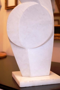 Sculpture contemporaine en marbre par Savy