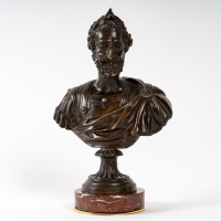 Buste en bronze représentant Henri IV, milieu du XIXe siècle.