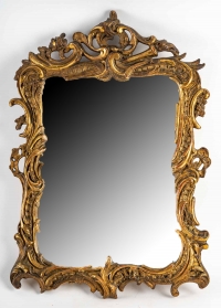 Petit miroir Louis XV en bois doré, époque XVIIIème