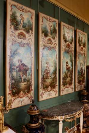 Quatre panneaux de boiserie peints XVIIIème