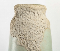 Grand vase céladon par Annie Fourmanoir - exposition en cours