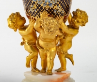 Vase en bronze doré, onyx et cloisonné, XIXème siècle