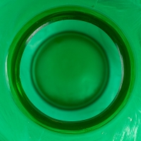 Vase &quot;Formose&quot; verre vert émeraude patiné blanc de René LALIQUE