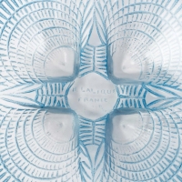Service &quot;Coquilles&quot; verre blanc patiné bleu de René LALIQUE - 8 Pièces