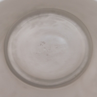 Vase &quot;Sirènes et Cabochons&quot; verre blanc patiné sépia de René LALIQUE