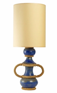 1950 Lampe en céramique habillée de corde réalisé par Audoux Minet