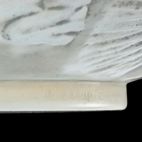 Vase &quot;Poissons&quot; verre opalescent double couche patiné gris de René LALIQUE