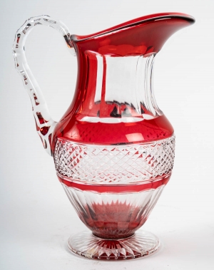 Cristallerie Saint Louis Broc   à eau modèle Trianon Couleur  Rouge|||||||