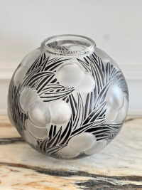 René Lalique : &quot;Oranges&quot; Vase en verre émaillé givré
