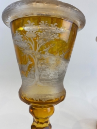 paire de vases couvercle en cristal de Bohème, Circa 1880