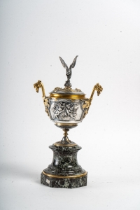 Paire de Cassolettes, Epoque Napoléon III, bronze argenté et doré