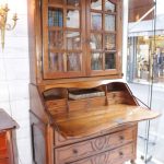 Commode Scriban en noyer surmontée d’une bibliothèque | Biron IMG_4733