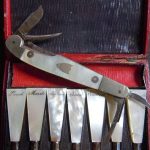 Rare semainier de cachets époque Empire | Biron semainier-cachets_nacre_f