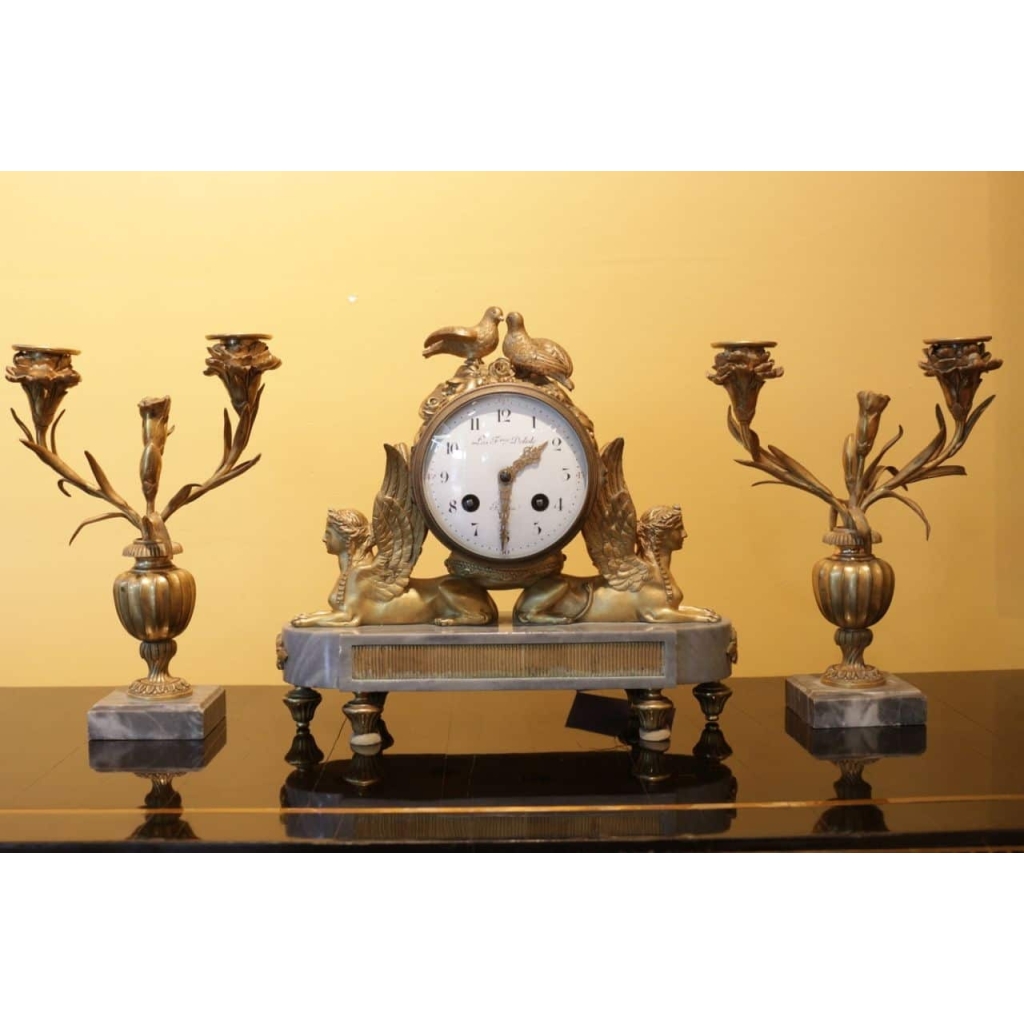 Garniture de cheminée de style Louis XVI | Biron ||