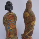 Paire de geishas en faïence de Satsuma, circa 1900 | Biron 659c0395ec05674bb0d7062bdb4fe15fa659c946