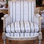 Bergère 19ème siècle de style Louis XVI en bois doré | Biron IMG_6399