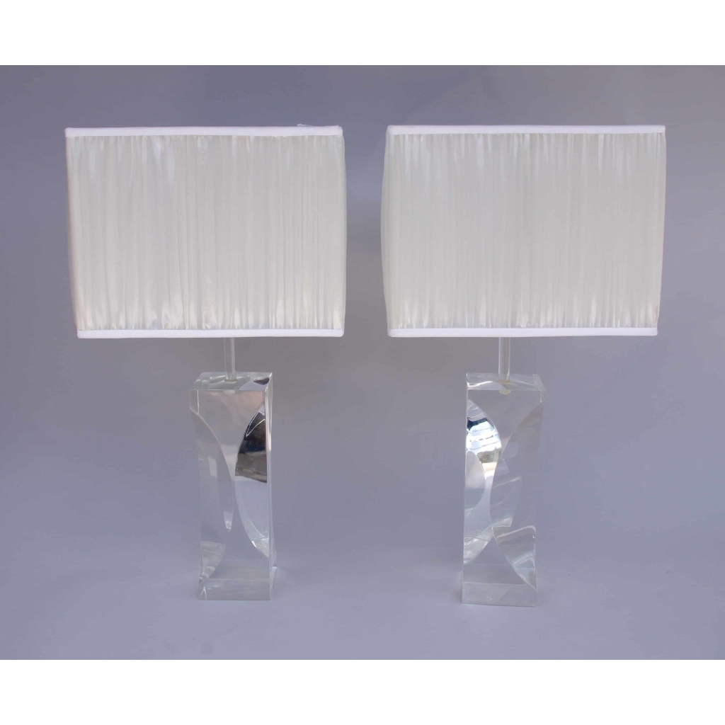 Paire de lampes rectangulaires en plexiglass des années 1950 | Biron ||