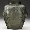 RENÉ LALIQUE (1860 – 1945) Vase « Domrémy », | Biron |