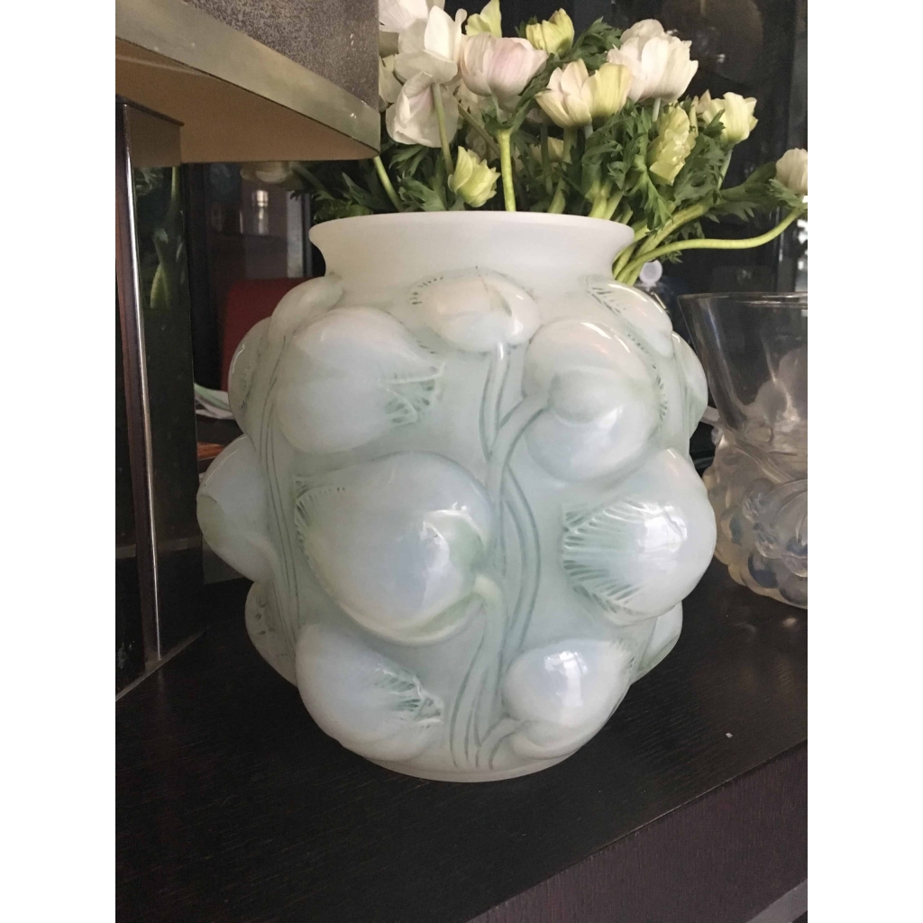 RENÉ LALIQUE (1860 -1945) VASE « TULIPES » (1927) | Biron RENÉ LALIQUE (1860 -1945) VASE "TULIPES" (1927)