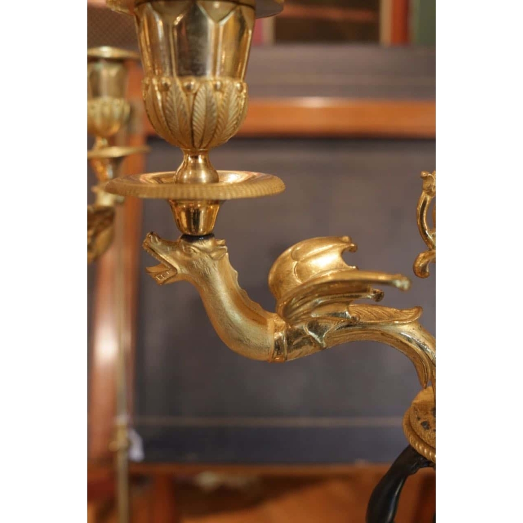 Paire de candélabres en bronze doré d’époque Restauration | Biron Paire de candélabres en bronze doré d'époque Restauration