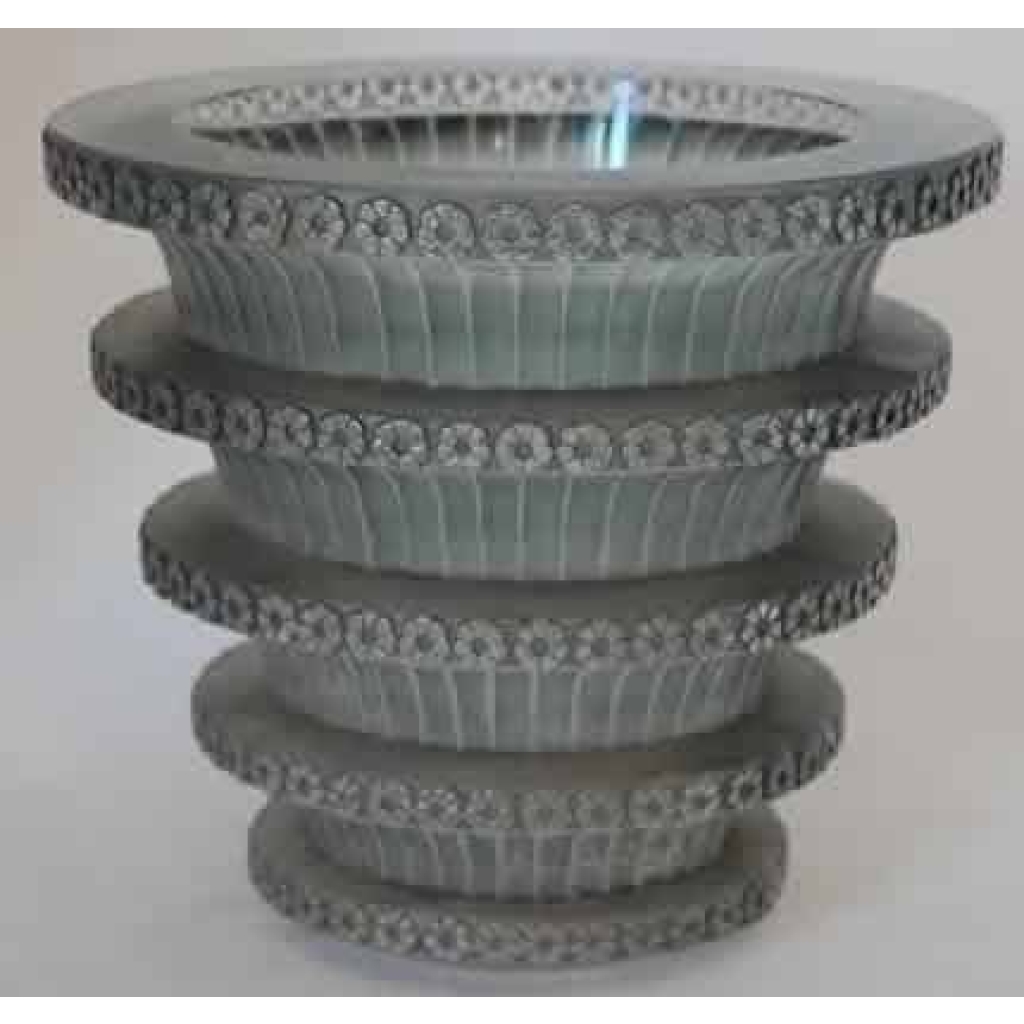 RENE LALIQUE (1860-1945) Vase modèle Chevreuse | Biron ||||
